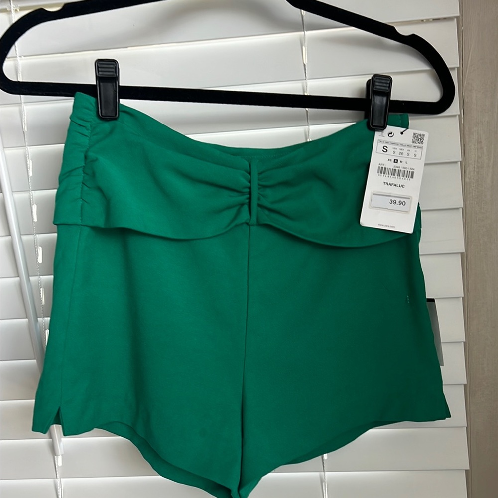 Zara Green Women's Shorts